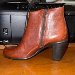 Cherrywood brown-colored leather Boots by ECCO.